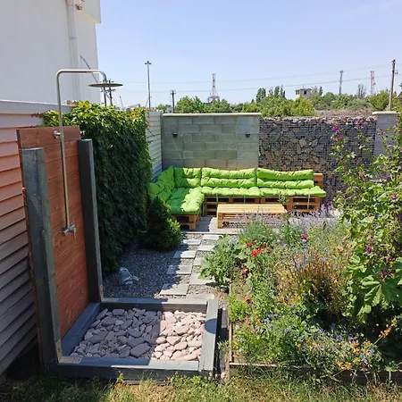 совиньон трио Apartment